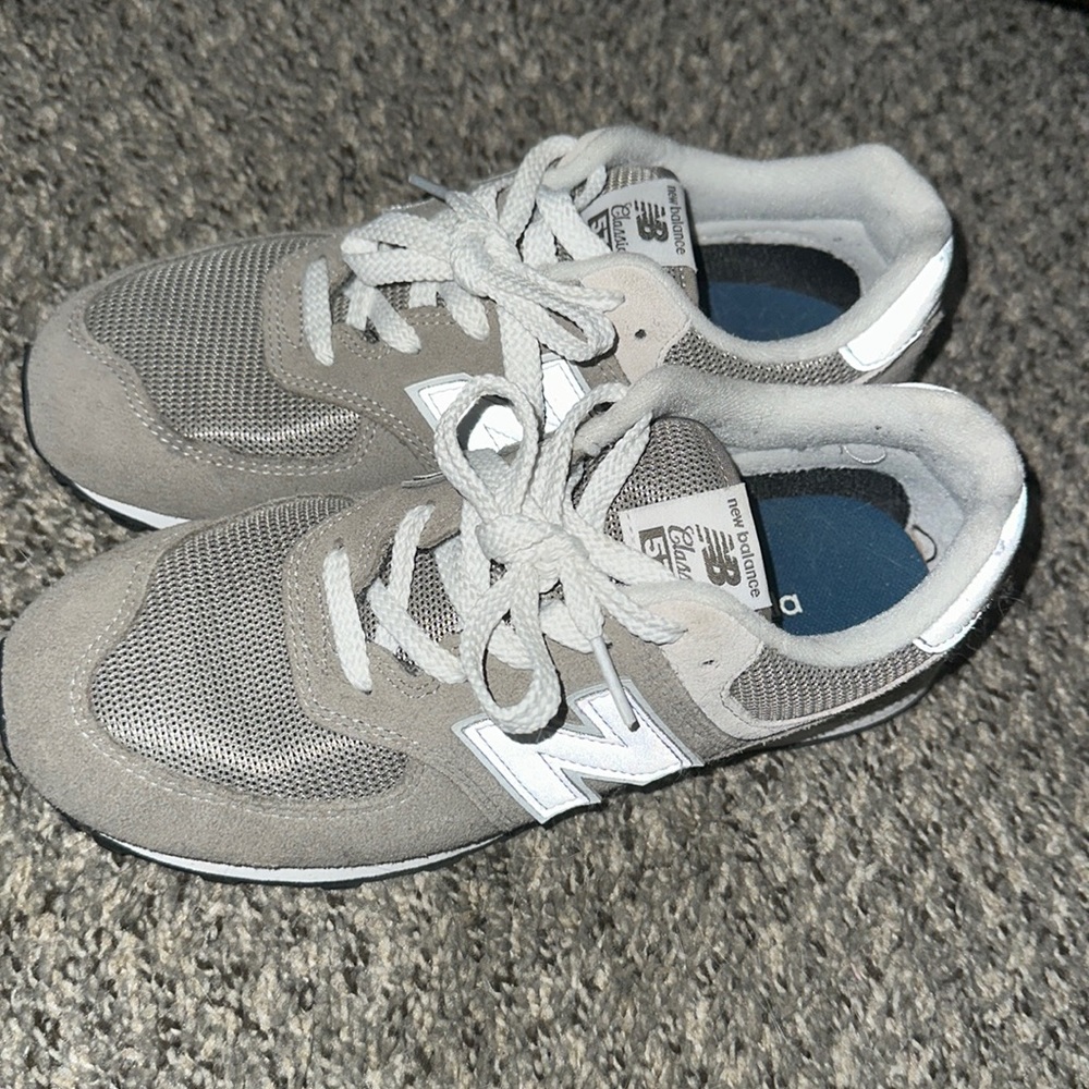 Barely worn new balances